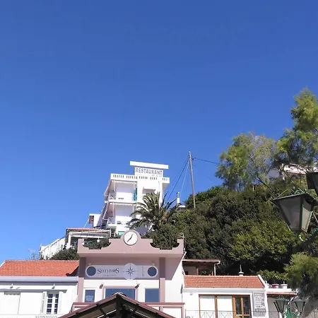 Mar Adentro Hotel Patitiri