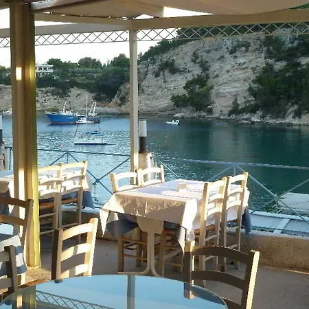 Mar Adentro Hotel Patitiri