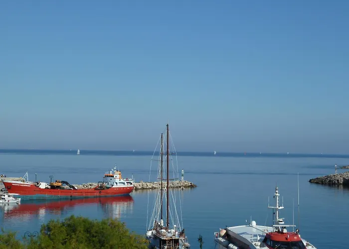 Mar Adentro Hotel Patitiri