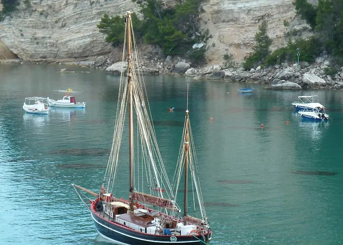Mar Adentro Hotel Patitiri